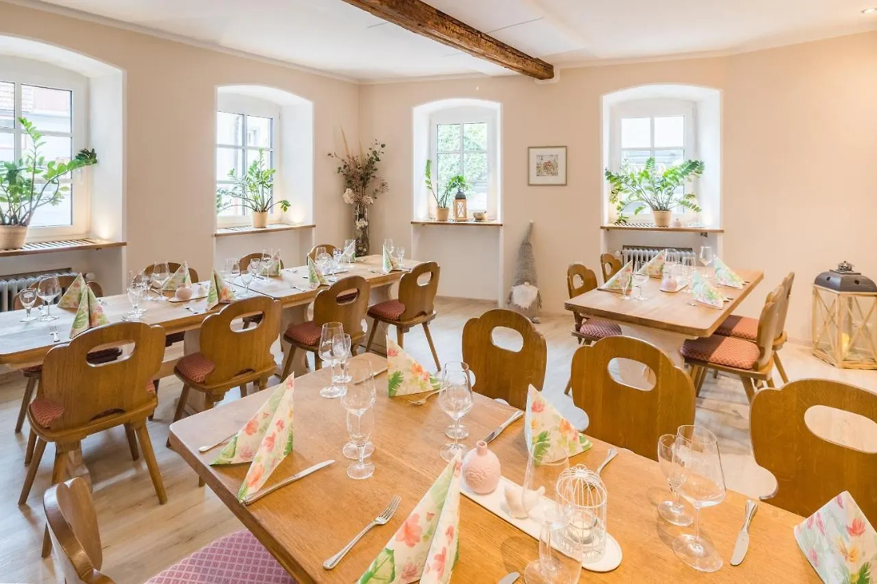 Landhotel Loewen Erlabrunn  0*, Erlabrunn (Wurzburg)